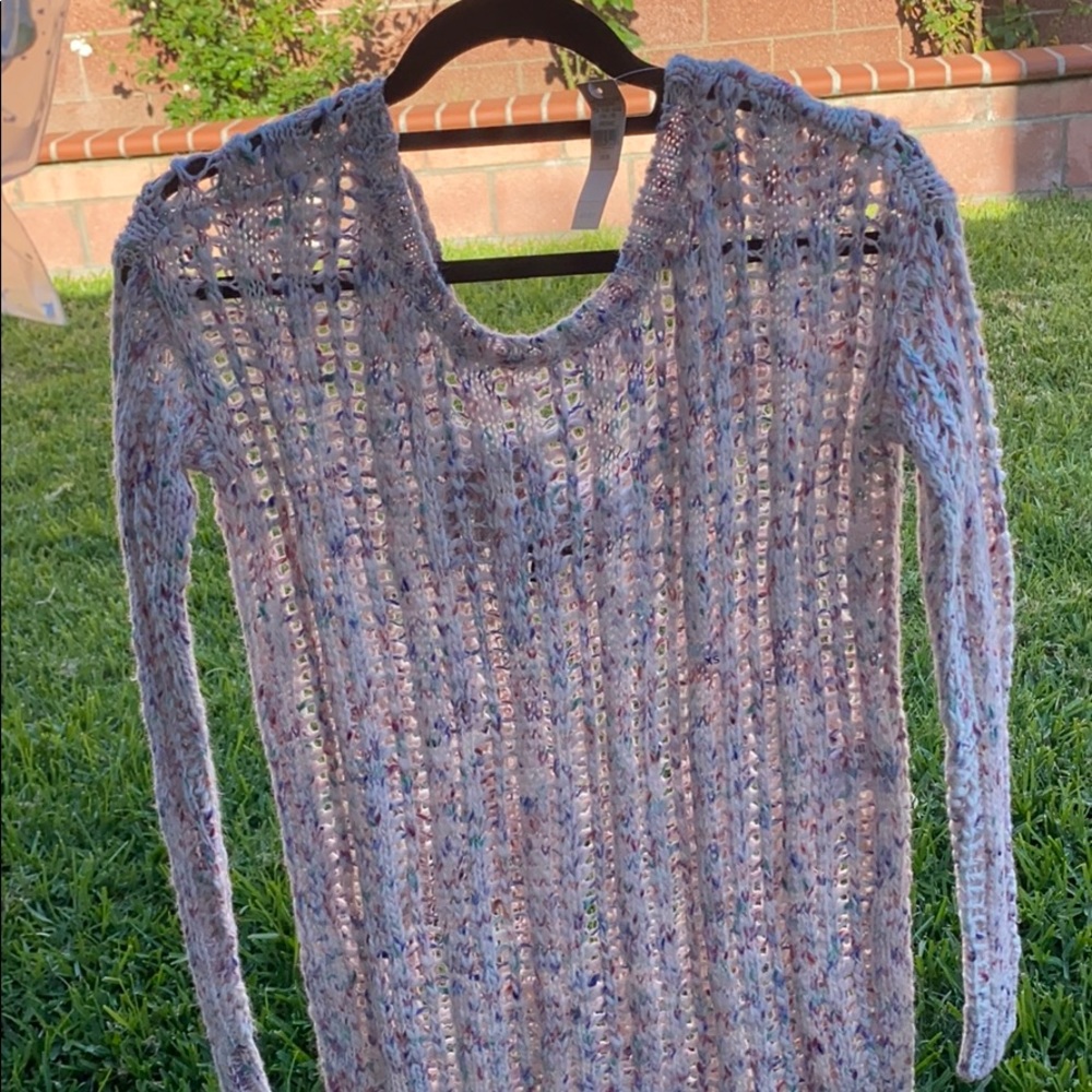 Knitted top with cute back